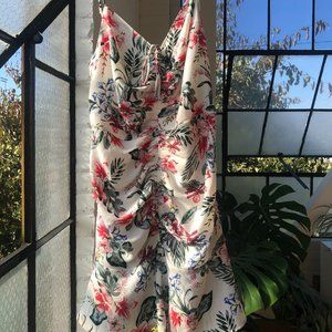 NWOT Azalea Boutique ruched mini dress